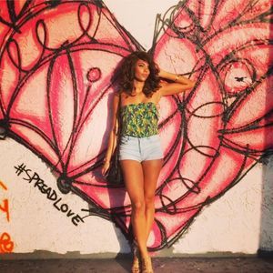 Meet your Posher, Vanessa